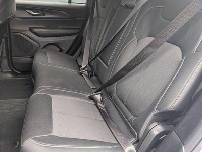 2025 Jeep Grand Cherokee Laredo X 4x4