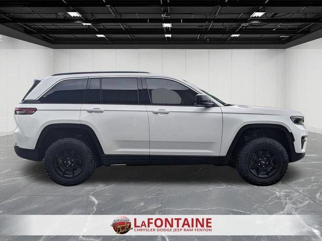 2025 Jeep Grand Cherokee Laredo X 4x4
