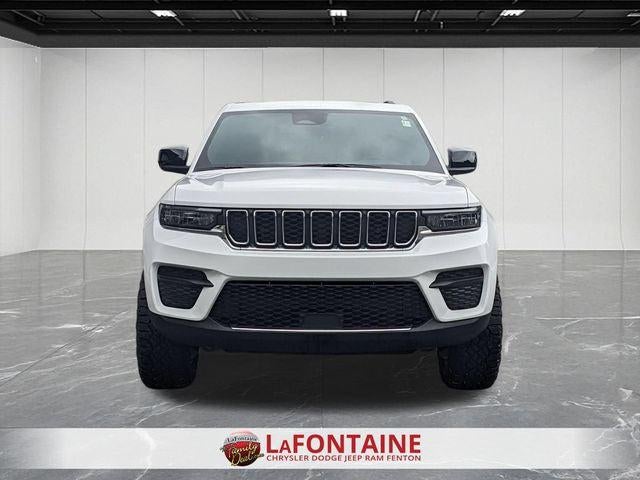 2025 Jeep Grand Cherokee Laredo X 4x4