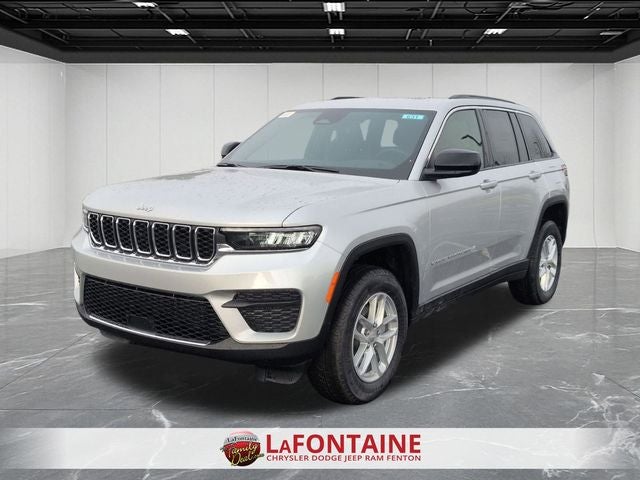 2026 Jeep Grand Cherokee GRAND CHEROKEE LAREDO X 4X4