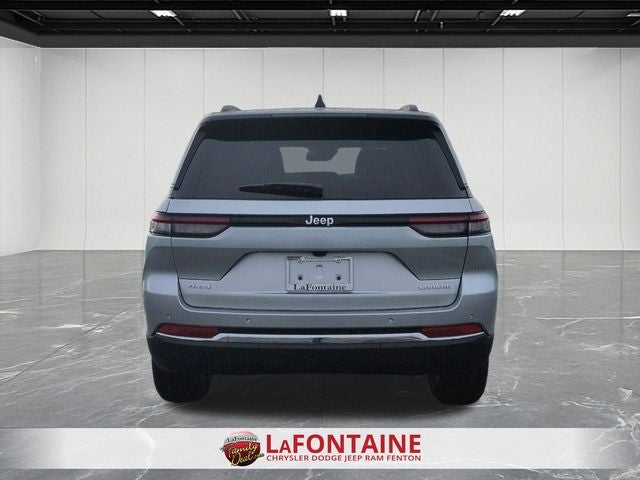 2026 Jeep Grand Cherokee GRAND CHEROKEE LAREDO X 4X4