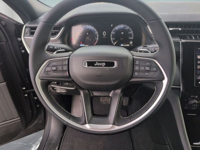 2026 Jeep Grand Cherokee GRAND CHEROKEE LAREDO X 4X4