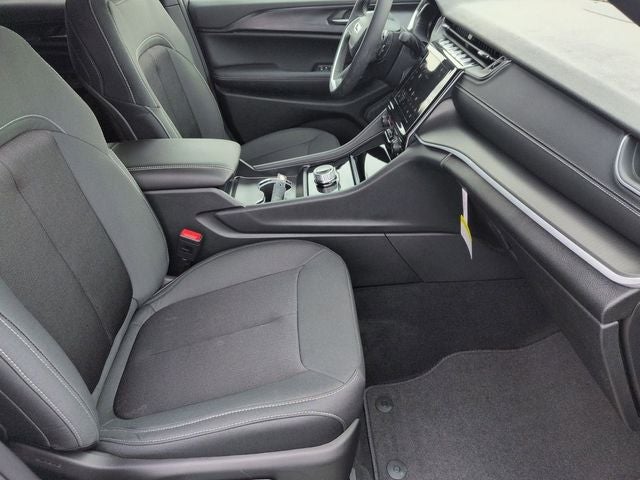 2026 Jeep Grand Cherokee GRAND CHEROKEE LAREDO X 4X4