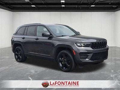 2023 Jeep Grand Cherokee Altitude 4x4