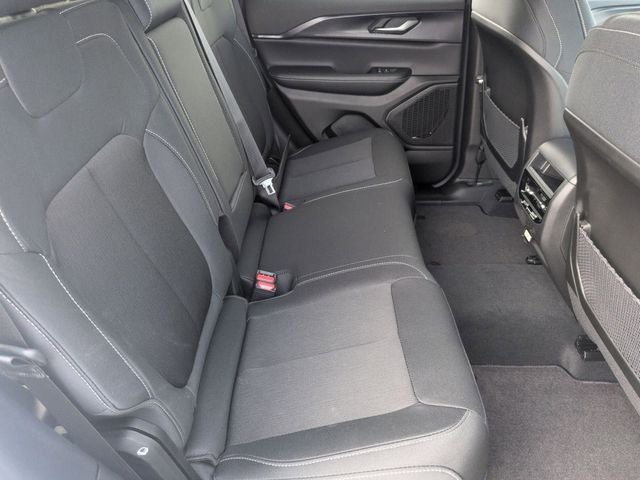 2026 Jeep Grand Cherokee GRAND CHEROKEE LAREDO X 4X4