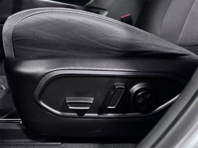 2023 Jeep Grand Cherokee L Laredo 4x4