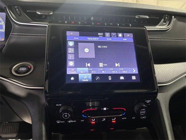 2023 Jeep Grand Cherokee L Laredo 4x4