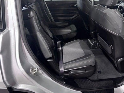 2023 Jeep Grand Cherokee L Laredo 4x4