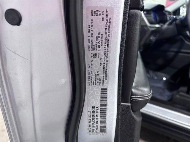 2023 Jeep Grand Cherokee L Laredo 4x4