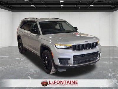 2023 Jeep Grand Cherokee L Laredo 4x4