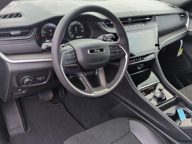 2026 Jeep Grand Cherokee L GRAND CHEROKEE L LAREDO ALTITUDE 4X4