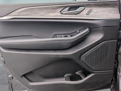 2025 Jeep Grand Cherokee L GRAND CHEROKEE L LIMITED 4X4