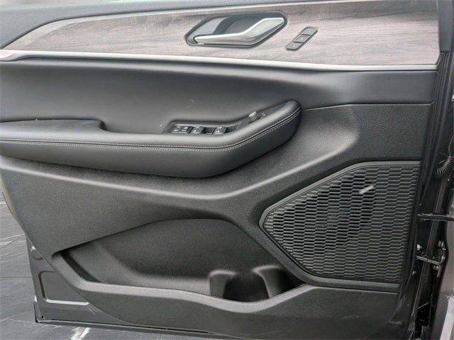 2025 Jeep Grand Cherokee L GRAND CHEROKEE L LIMITED 4X4