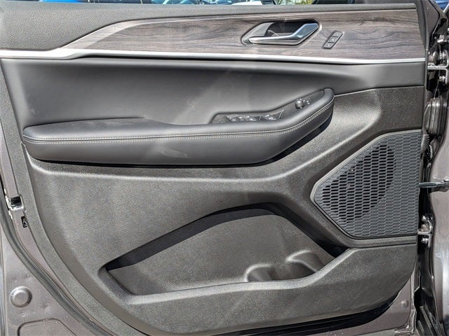 2025 Jeep Grand Cherokee L GRAND CHEROKEE L LIMITED 4X4