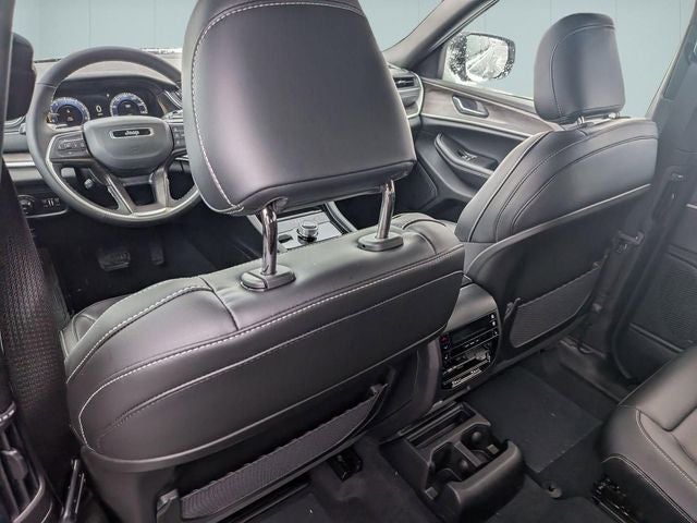 2025 Jeep Grand Cherokee L GRAND CHEROKEE L LIMITED 4X4