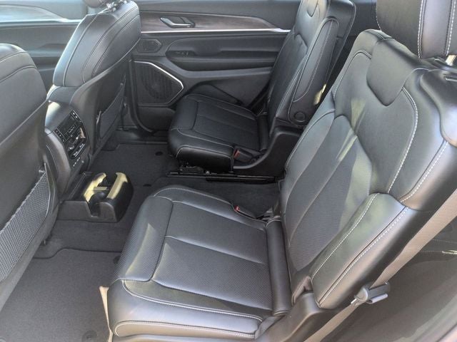 2026 Jeep Grand Cherokee GRAND CHEROKEE L LIMITED RESERVE 4X4