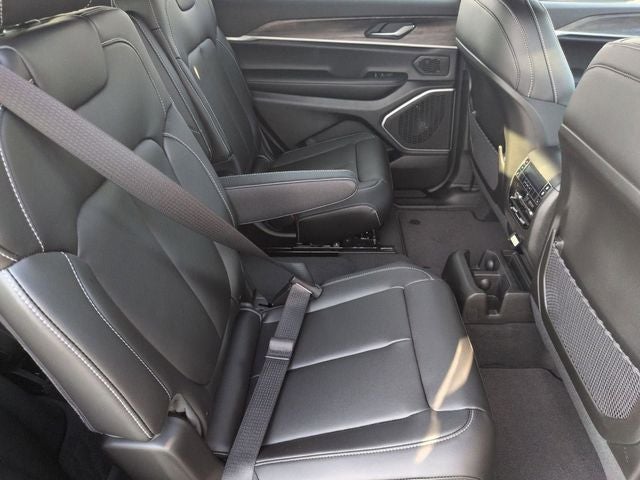 2026 Jeep Grand Cherokee L GRAND CHEROKEE L LIMITED 4X4