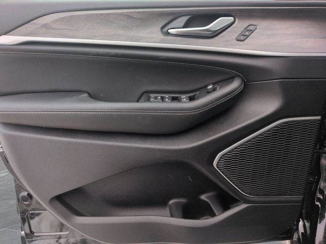 2026 Jeep Grand Cherokee GRAND CHEROKEE L LIMITED RESERVE 4X4