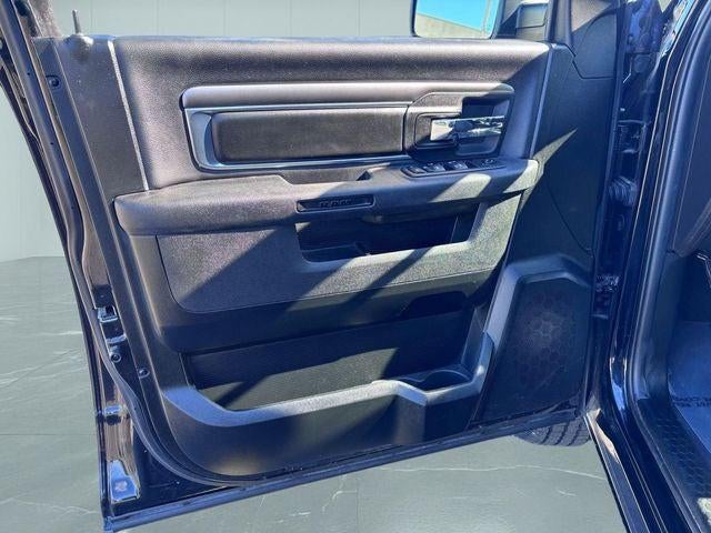 2022 RAM 1500 Classic Warlock Quad Cab 4x4 6'4' Box
