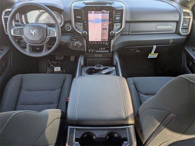 2025 RAM Ram 1500 RAM 1500 BIG HORN CREW CAB 4X4 5'7' BOX