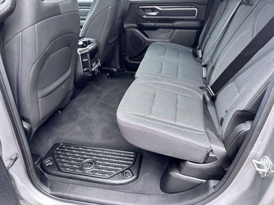 2019 RAM 1500 Big Horn/Lone Star Crew Cab 4x4 5'7' Box