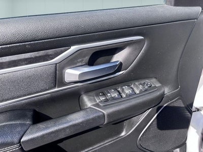 2020 RAM 1500 Big Horn Crew Cab 4x4 5'7' Box