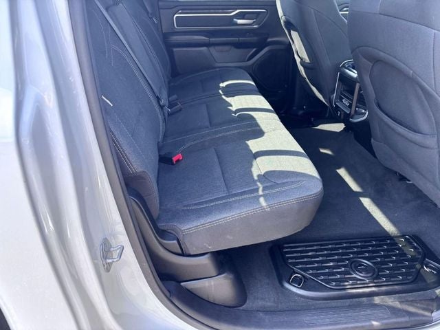 2020 RAM 1500 Big Horn Crew Cab 4x4 5'7' Box