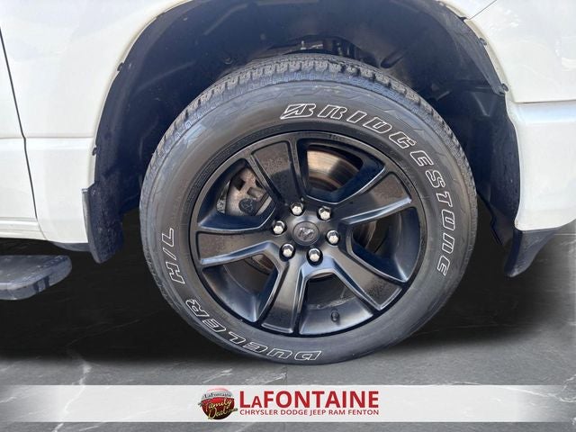 2020 RAM 1500 Big Horn Crew Cab 4x4 5'7' Box