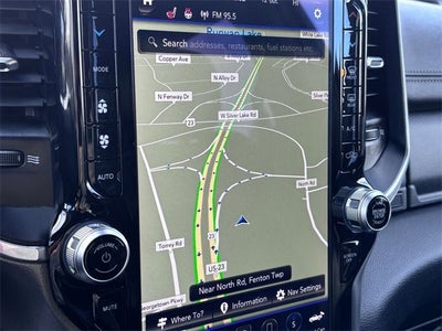 2021 RAM 1500 Laramie Crew Cab 4x4 5'7' Box