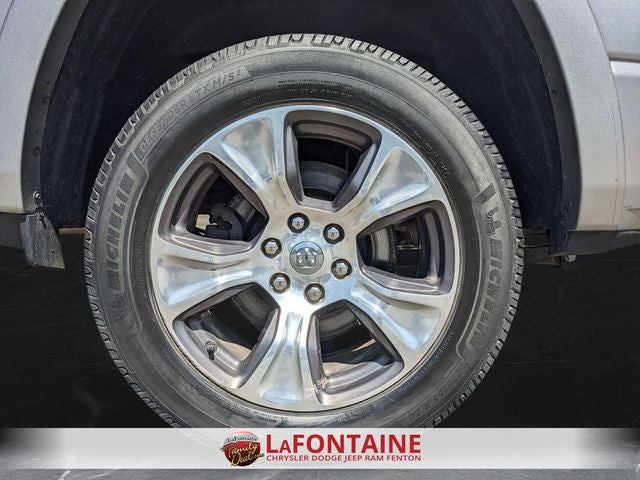 2022 RAM 1500 Laramie Crew Cab 4x4 5'7' Box