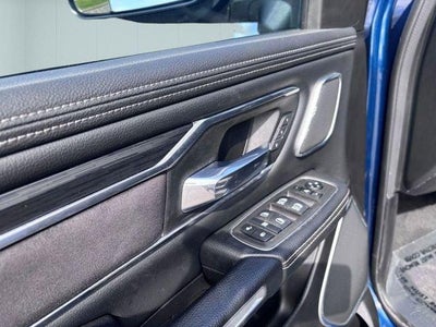 2023 RAM 1500 Laramie Crew Cab 4x4 5'7' Box