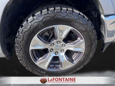 2022 RAM 1500 Laramie Crew Cab 4x4 5'7' Box