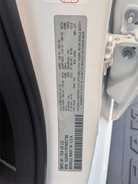 2026 RAM Ram 1500 RAM 1500 LARAMIE CREW CAB 4X4 5'7' BOX