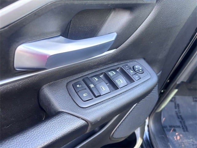 2022 RAM 1500 Big Horn Crew Cab 4x4 6'4' Box