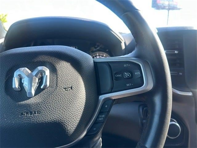 2022 RAM 1500 Big Horn Crew Cab 4x4 6'4' Box