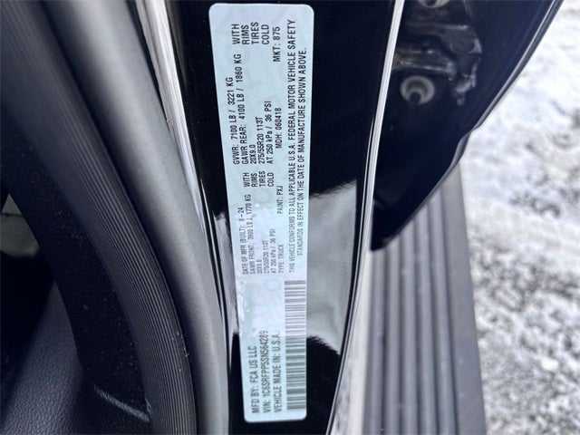 2025 RAM 1500 Limited Crew Cab 4x4 6'4' Box