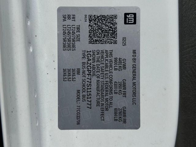 2025 Chevrolet Express Passenger RWD 3500 Extended Wheelbase LT