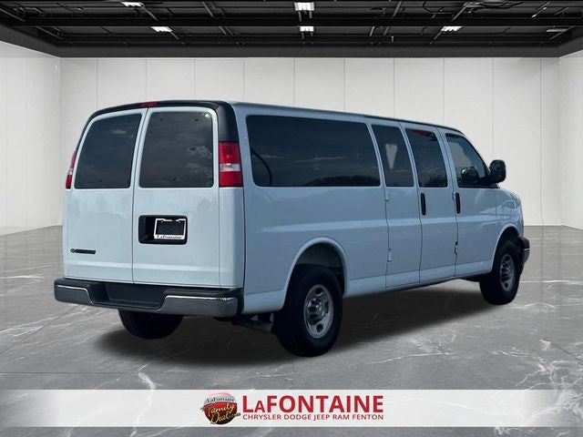 2025 Chevrolet Express Passenger RWD 3500 Extended Wheelbase LT