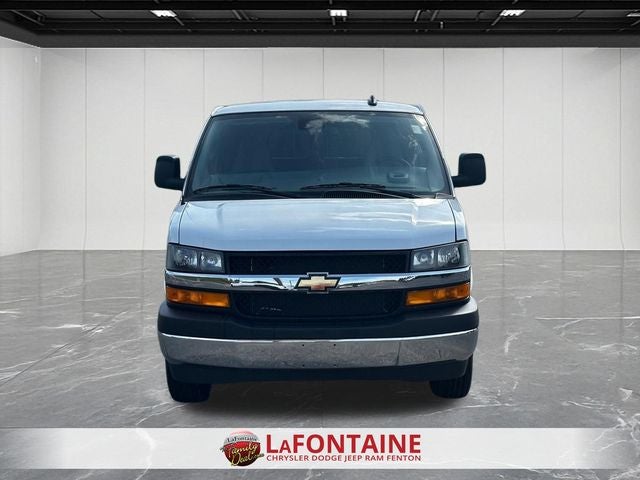 2025 Chevrolet Express Passenger RWD 3500 Extended Wheelbase LT