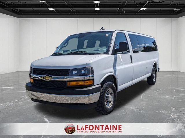 2025 Chevrolet Express Passenger RWD 3500 Extended Wheelbase LT