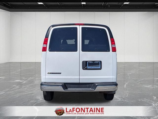 2025 Chevrolet Express Passenger RWD 3500 Extended Wheelbase LT