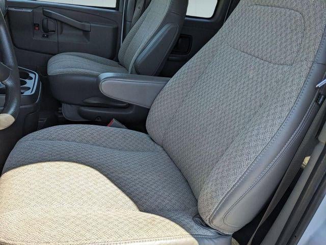 2025 Chevrolet Express Passenger RWD 3500 Extended Wheelbase LT