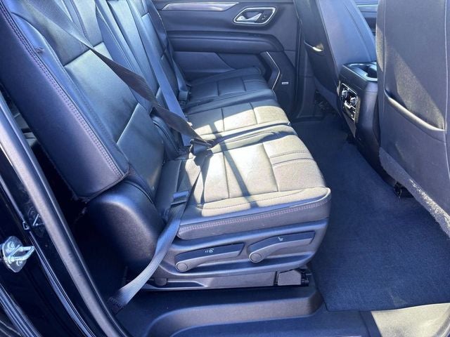 2023 Chevrolet Suburban 4WD RST