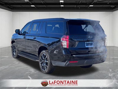 2023 Chevrolet Suburban 4WD RST