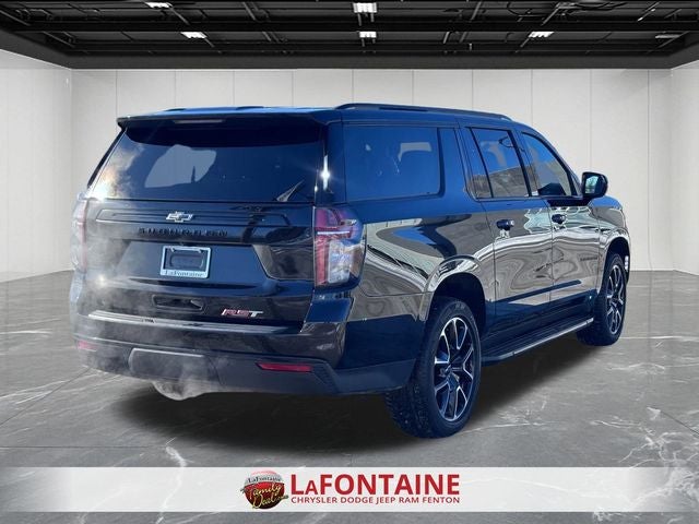 2023 Chevrolet Suburban 4WD RST