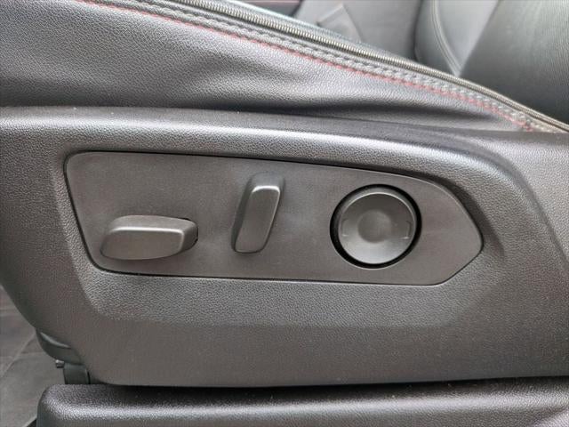 2023 Chevrolet Suburban 4WD RST