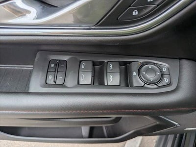 2023 Chevrolet Suburban 4WD RST