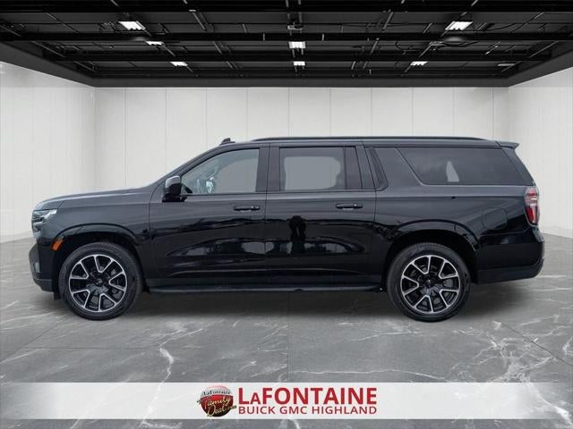 2023 Chevrolet Suburban 4WD RST