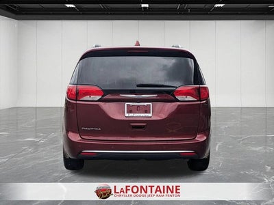 2018 Chrysler Pacifica Touring L Plus
