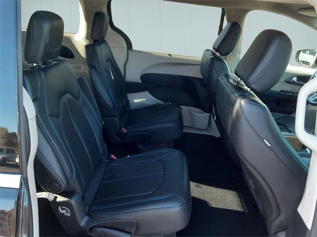 2021 Chrysler Pacifica Touring L AWD